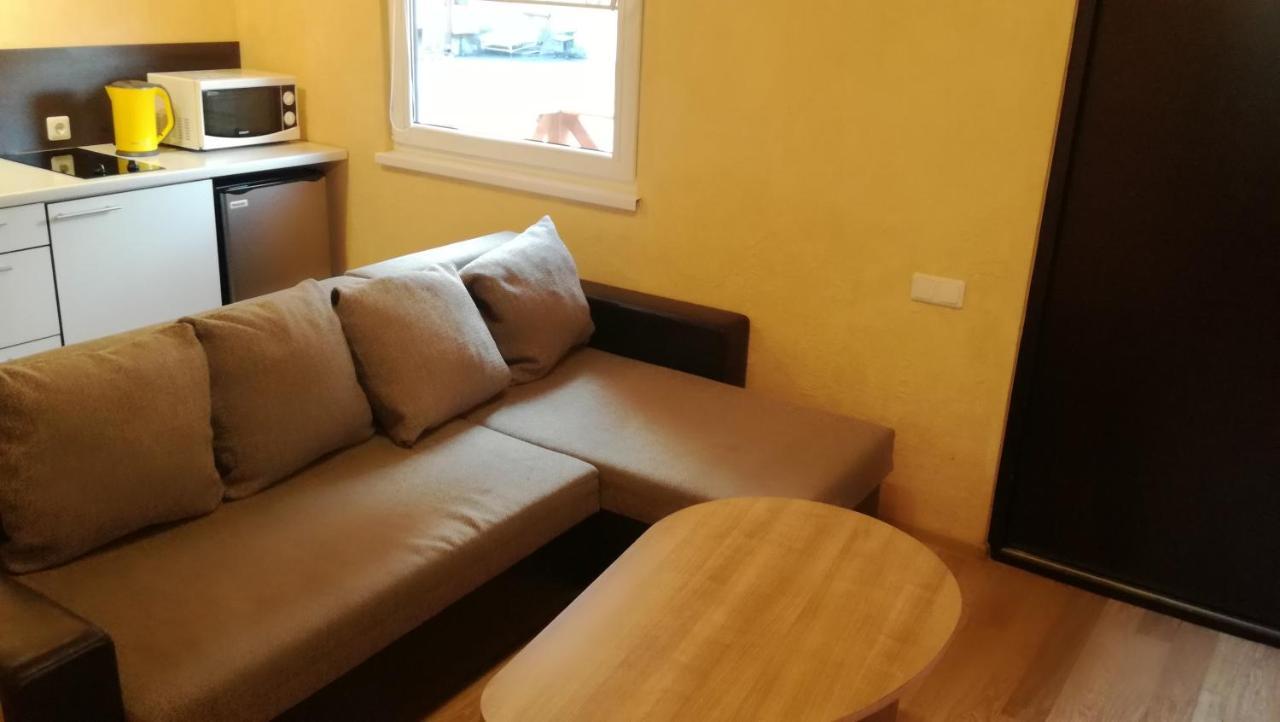 Nameliai Ir Apartamentai Sventojoje *